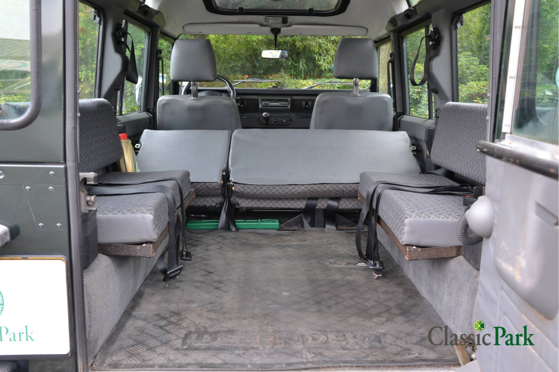 Land Rover Defender 110 Td5 11