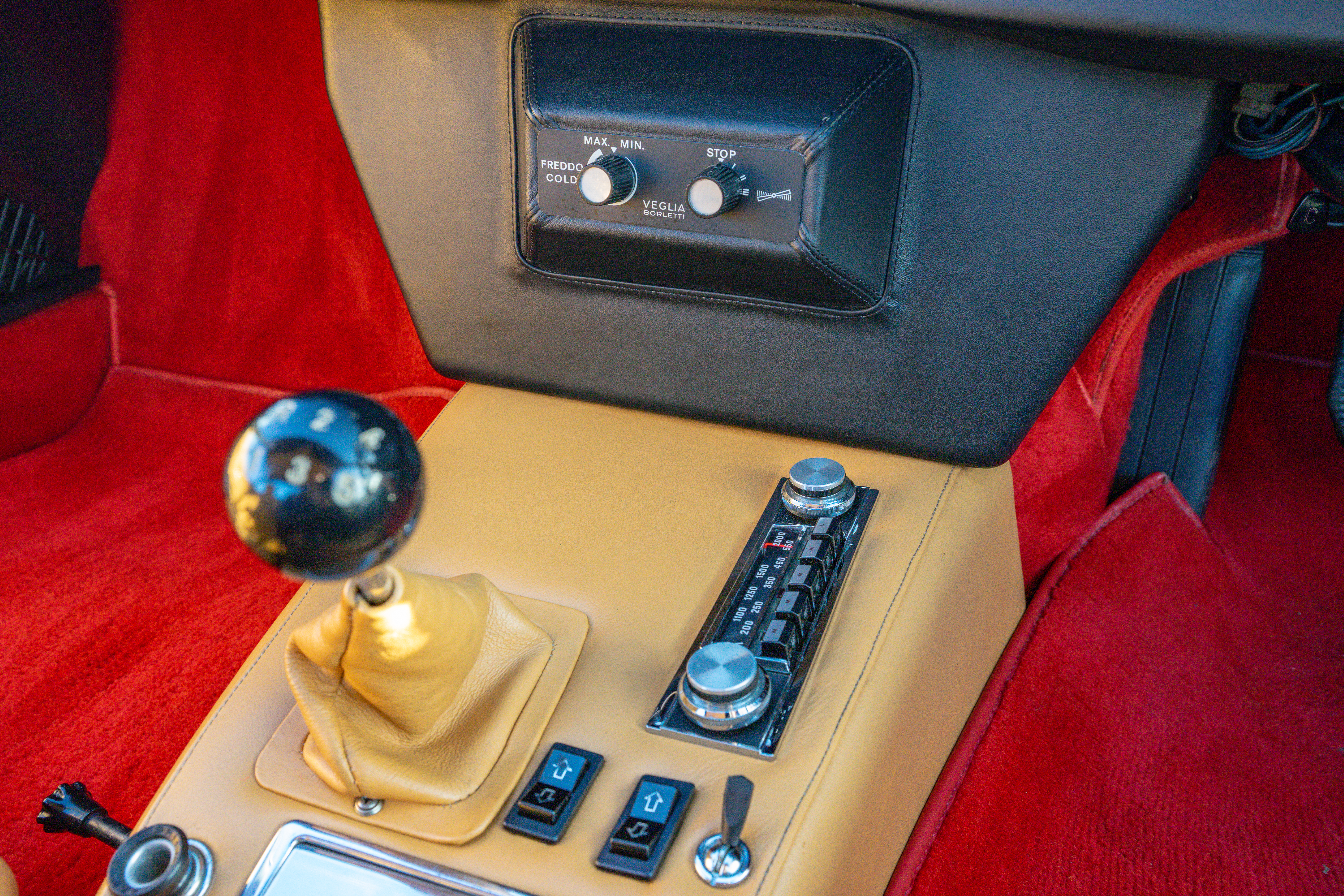 1972 Ferrari 365 GTB/4 Daytona 11