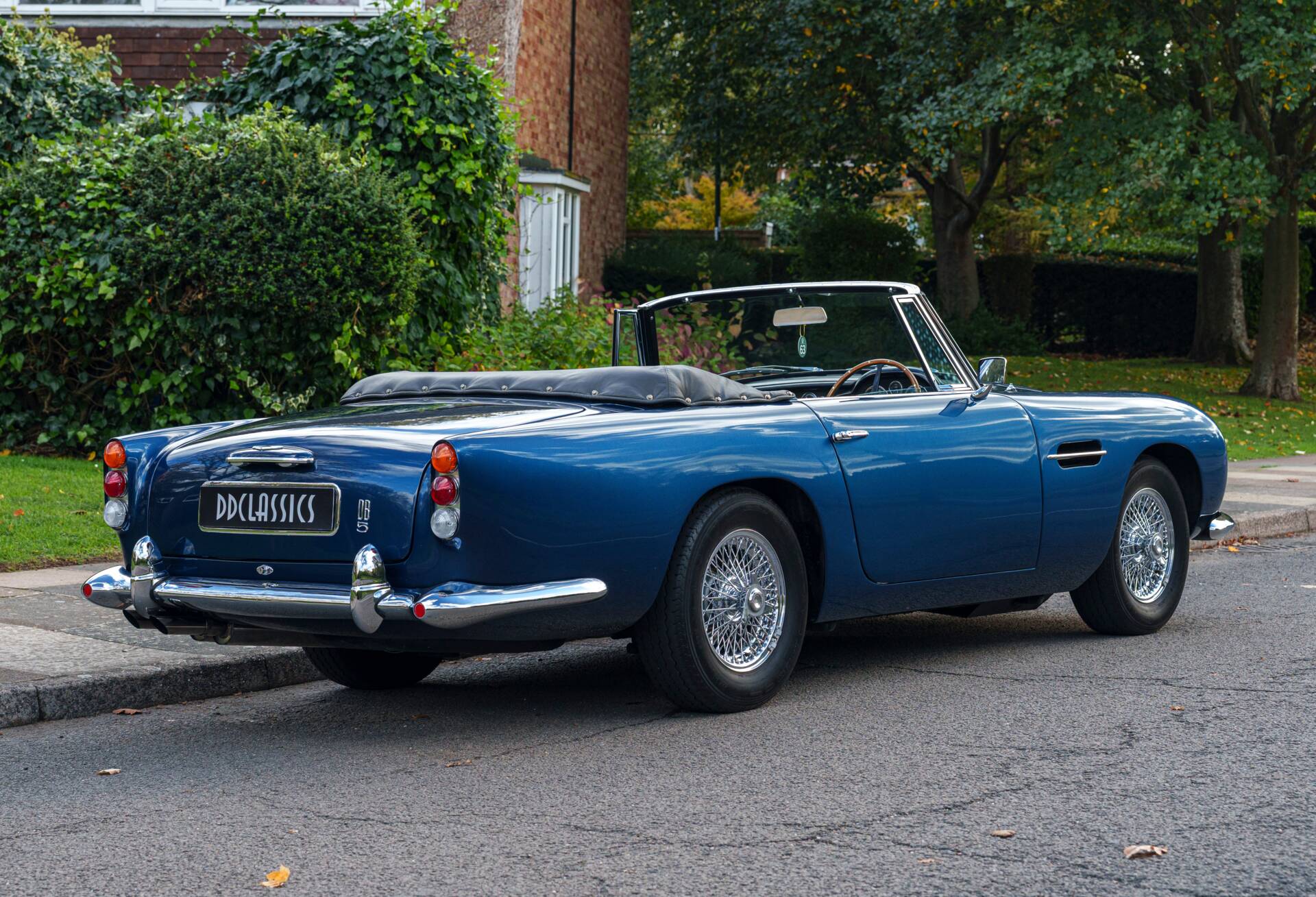 Aston Martin DB 5 1682