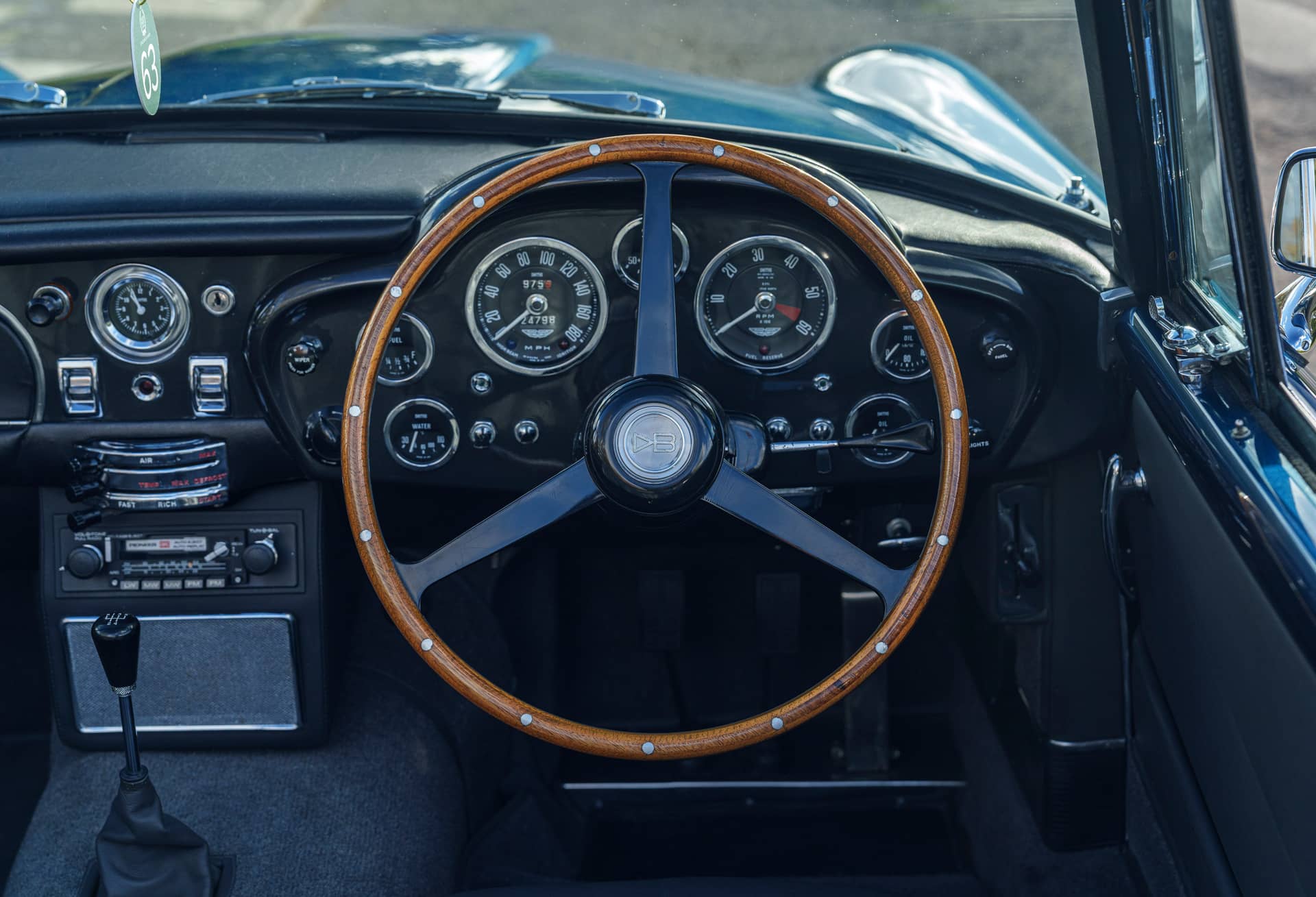 Aston Martin DB 5 2009