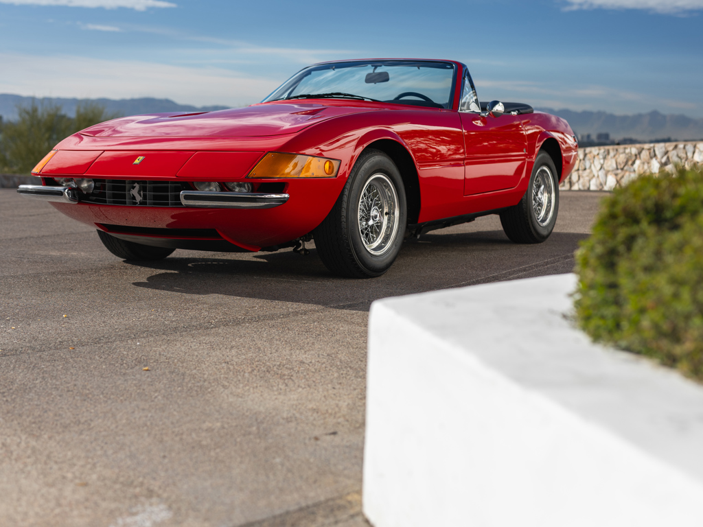 1971 Ferrari 365 GTB/4 Daytona Spider by Scaglietti