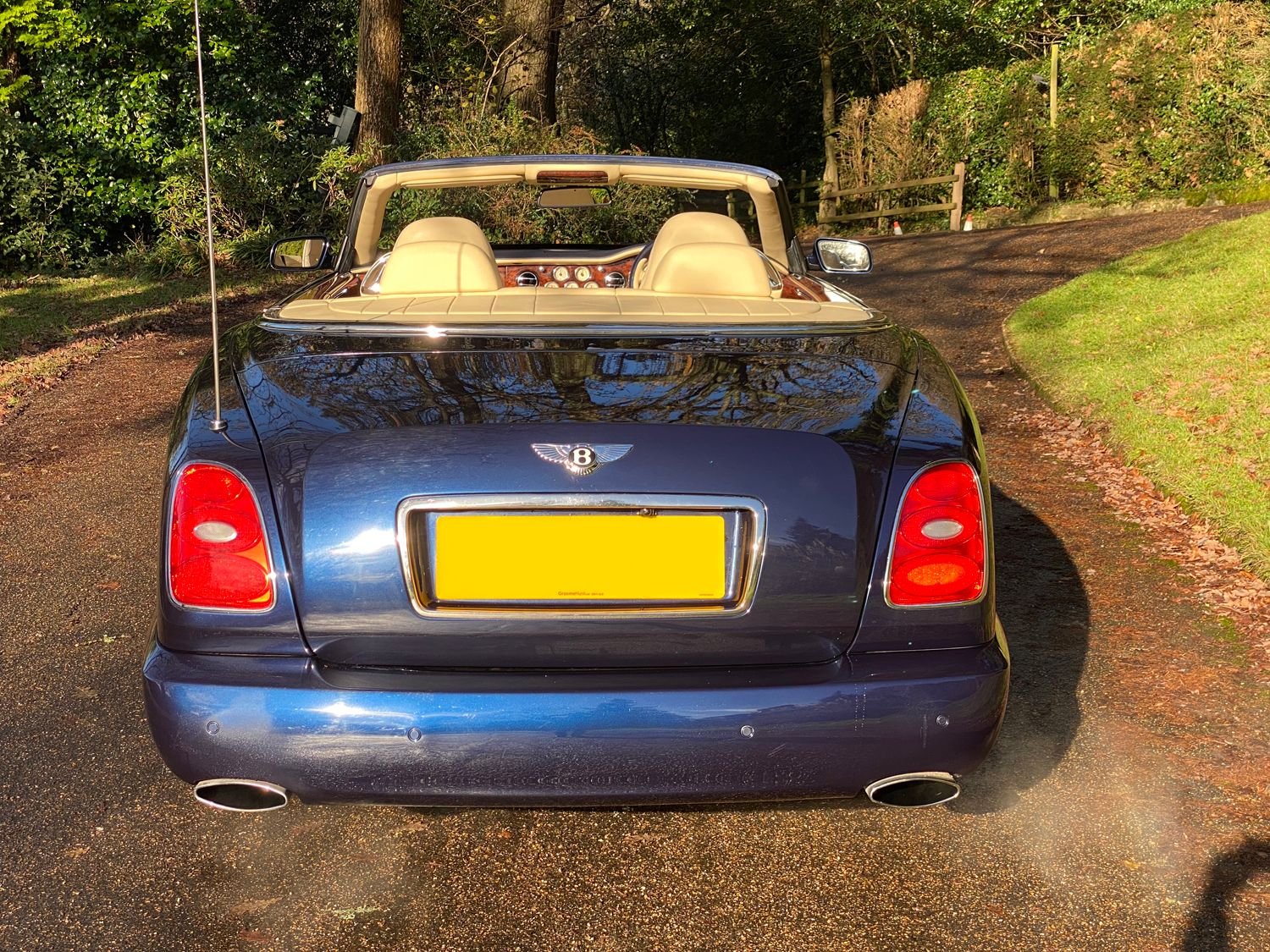 2007 Bentley Azure Srs II 18