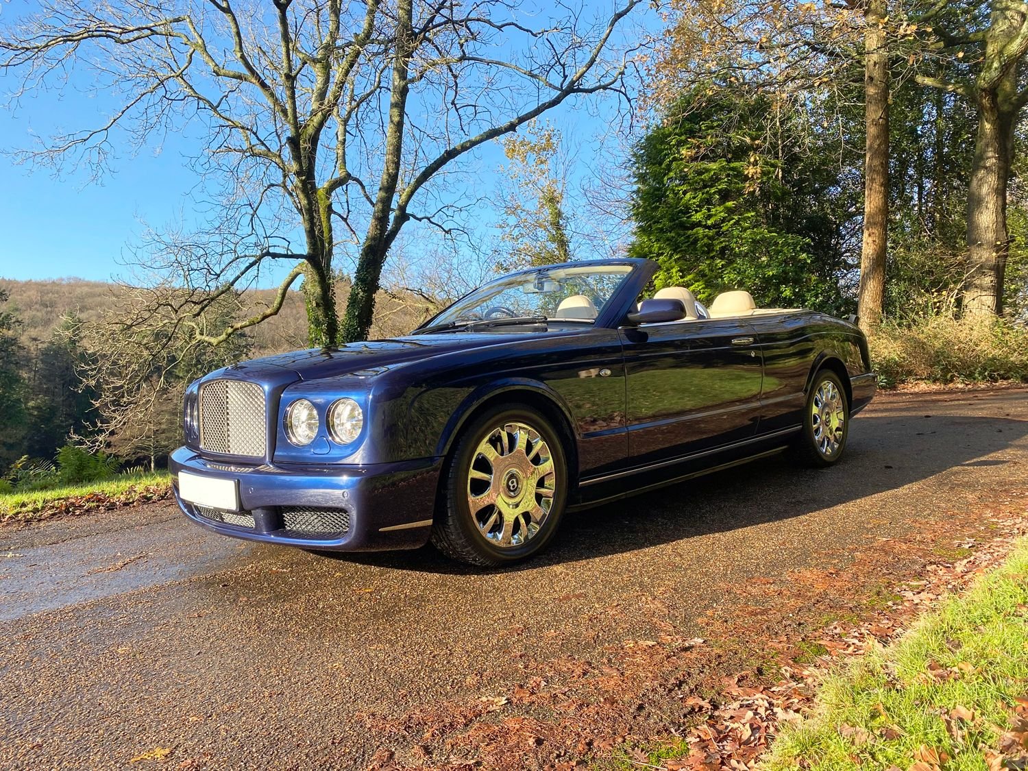 2007 Bentley Azure Srs II 23