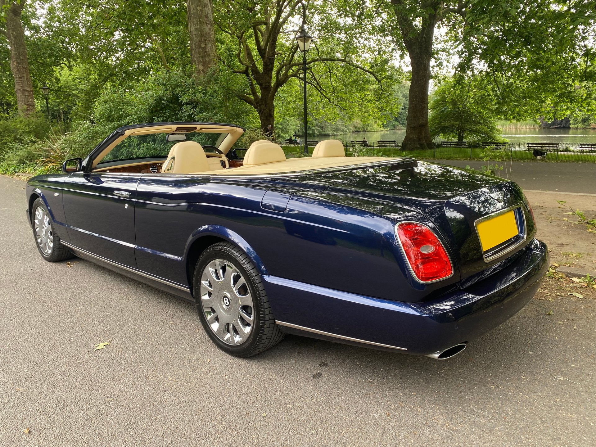 2007 Bentley Azure Srs II 13