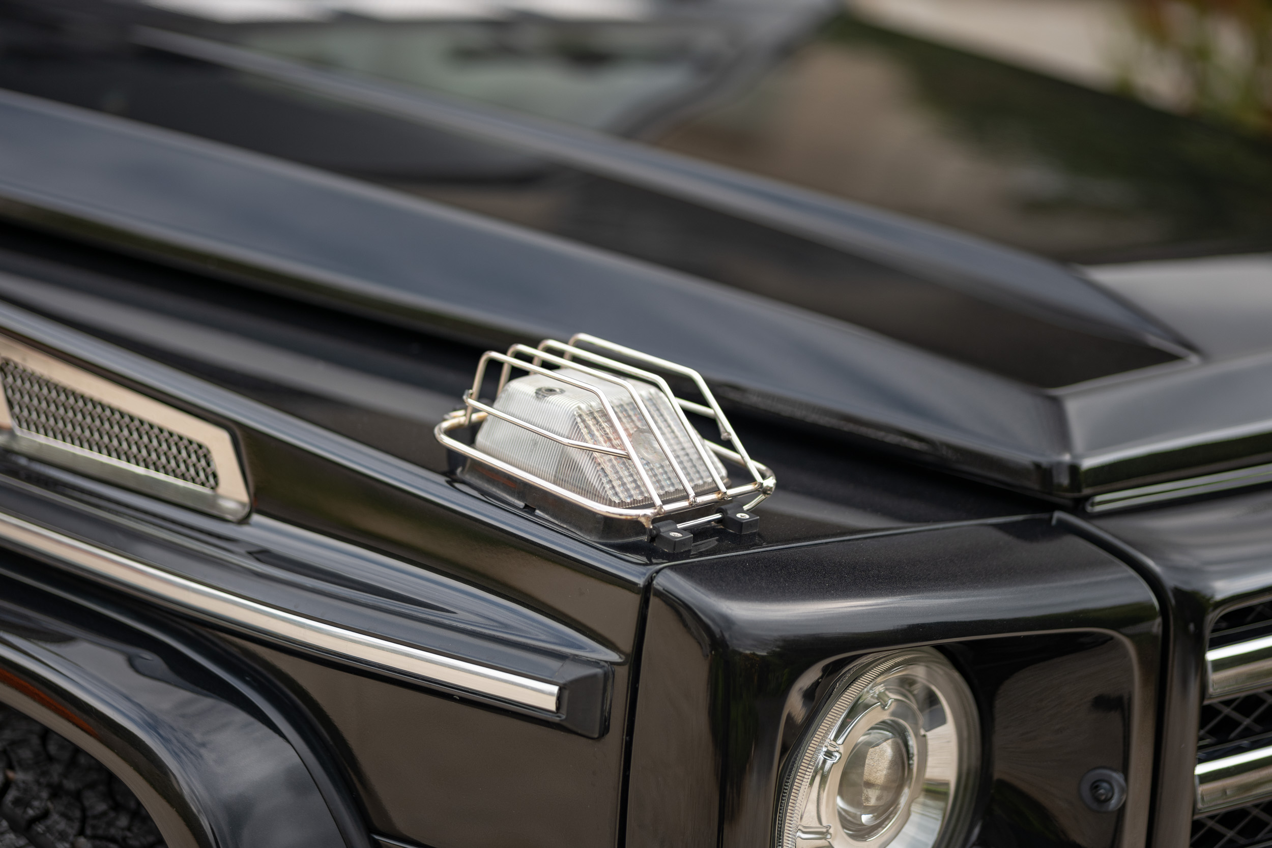 2000 Mercedes-Benz G500 18
