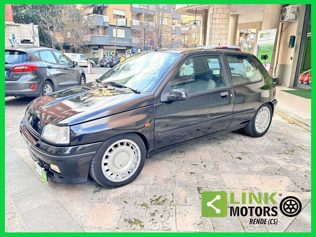 Renault Clio I 1.8 16V 289