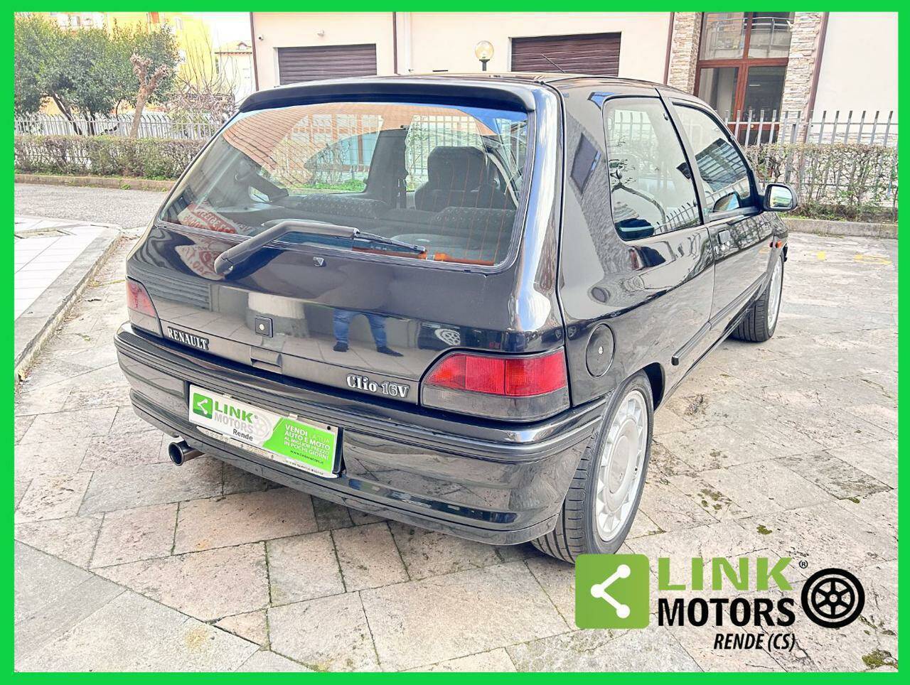 Renault Clio I 1.8 16V 383
