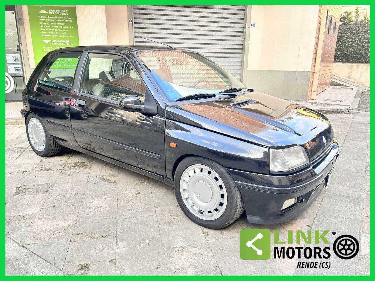 Renault Clio I 1.8 16V 214