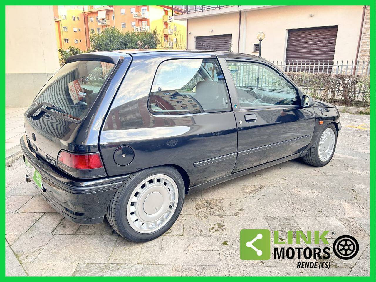 Renault Clio I 1.8 16V 357