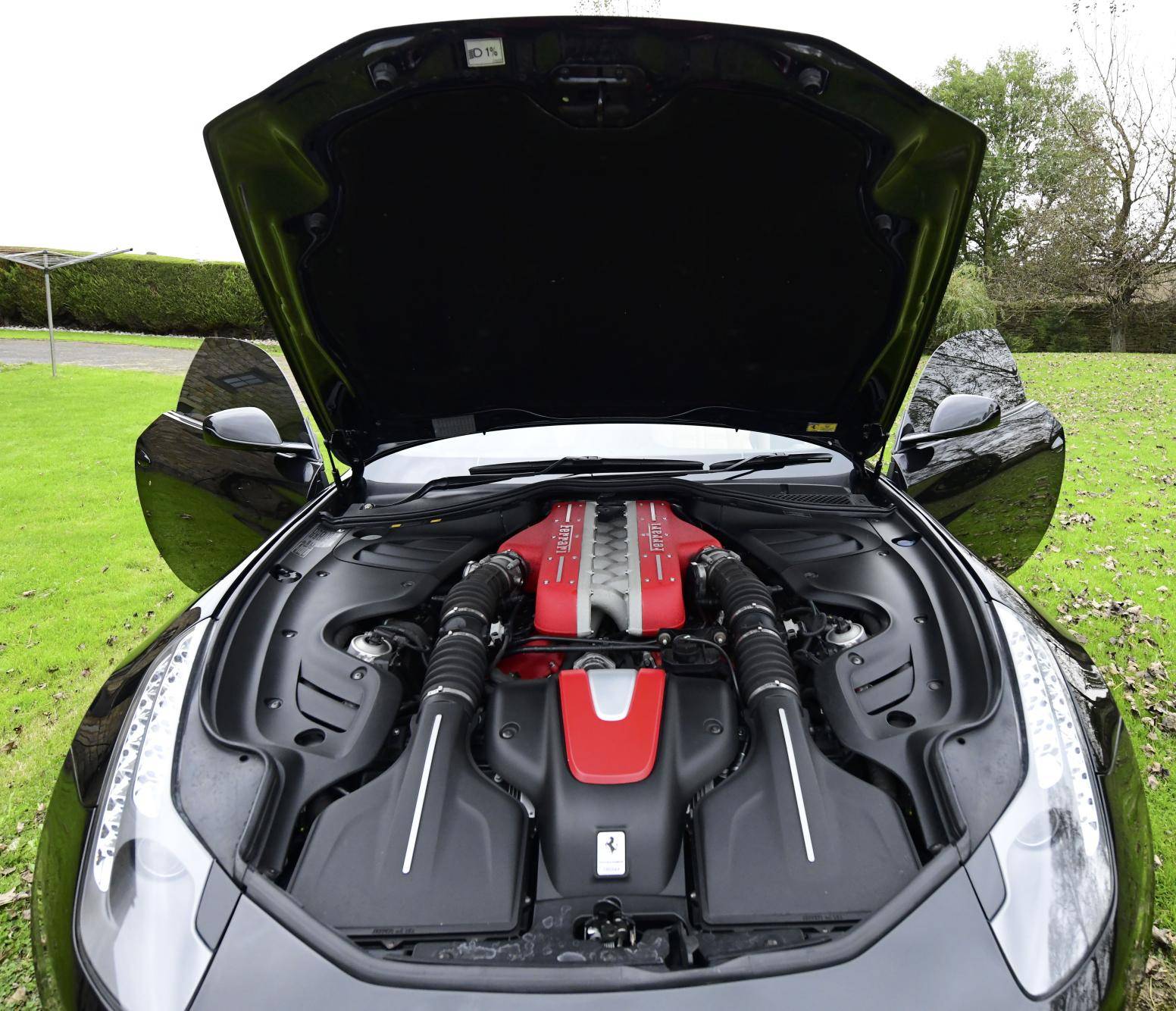 Ferrari FF 912