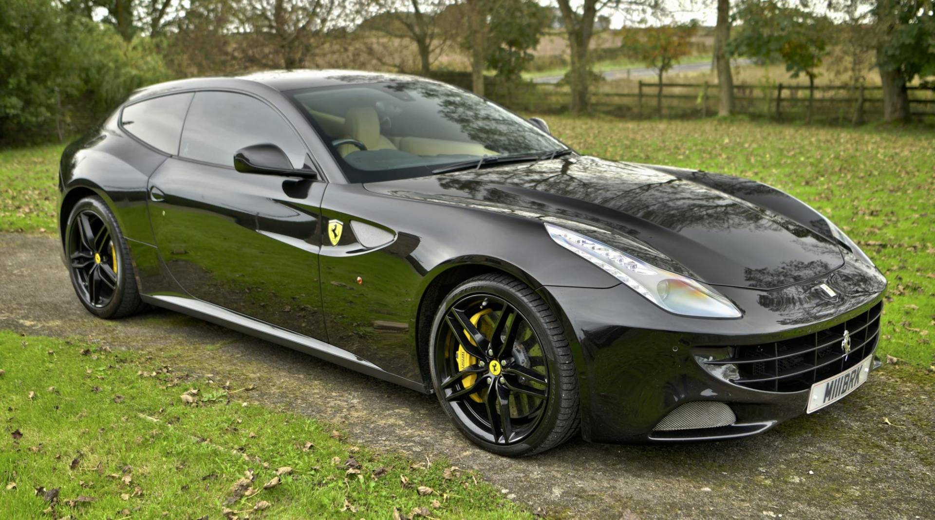 Ferrari FF 0
