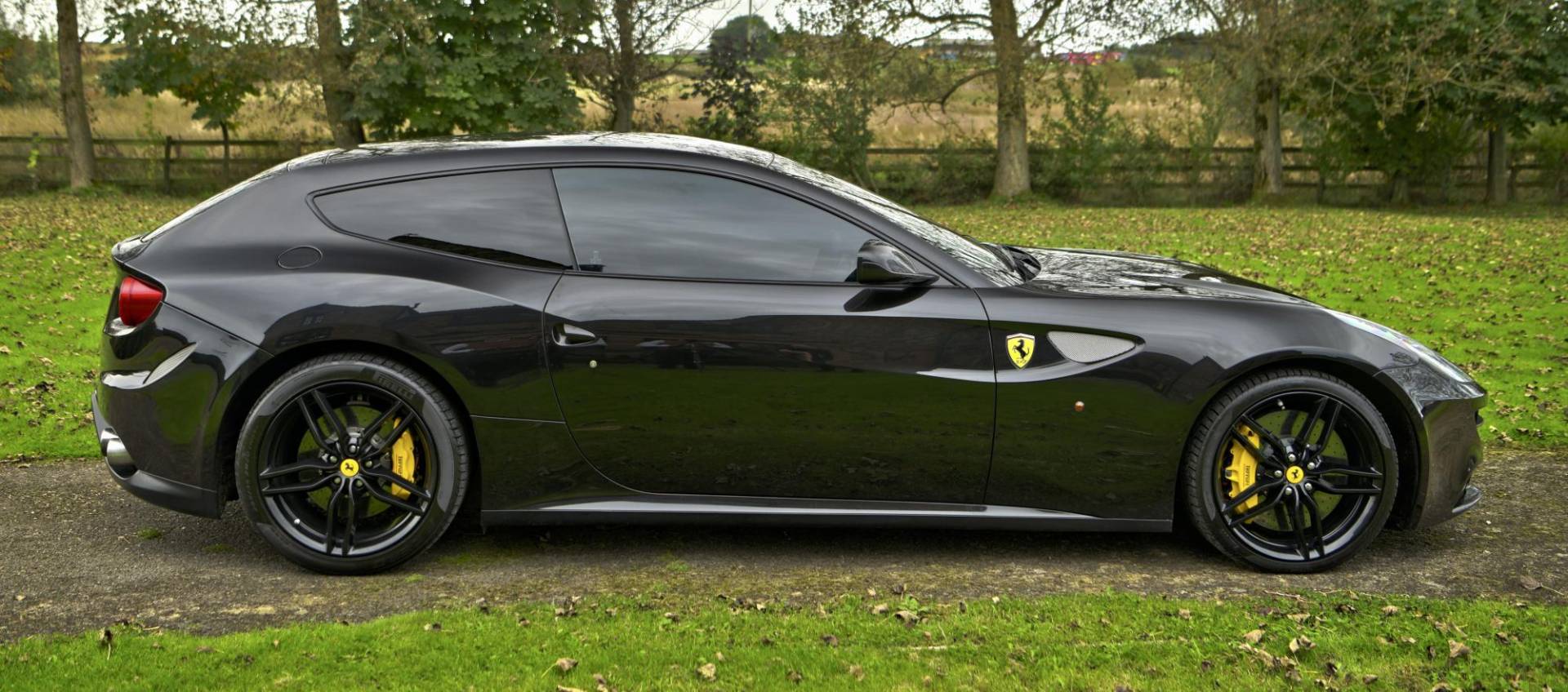 Ferrari FF 126