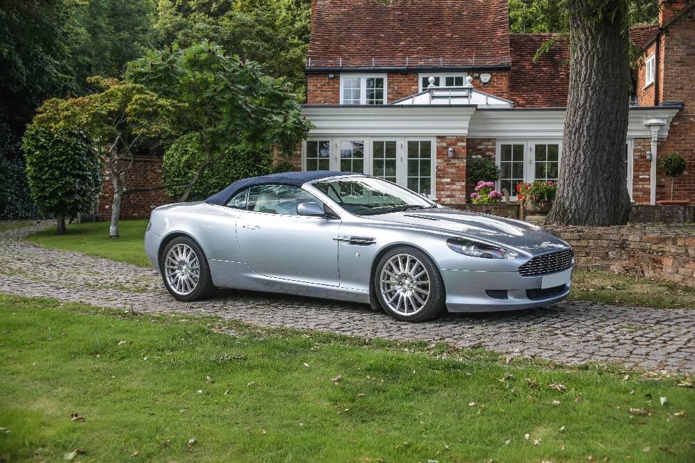 Aston Martin DB 9 Volante 21