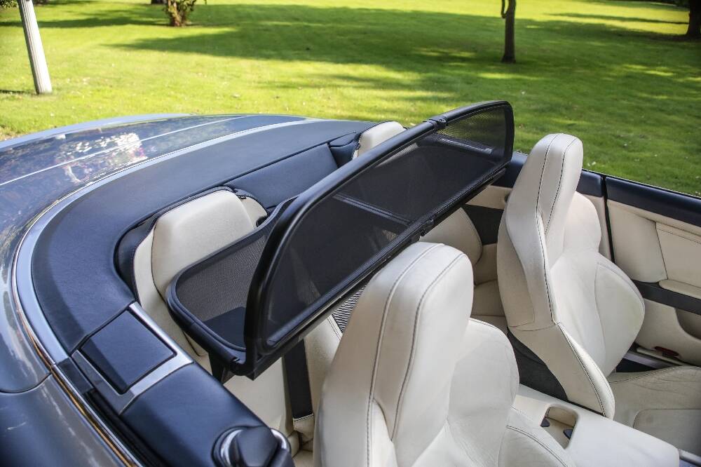 Aston Martin DB 9 Volante 8