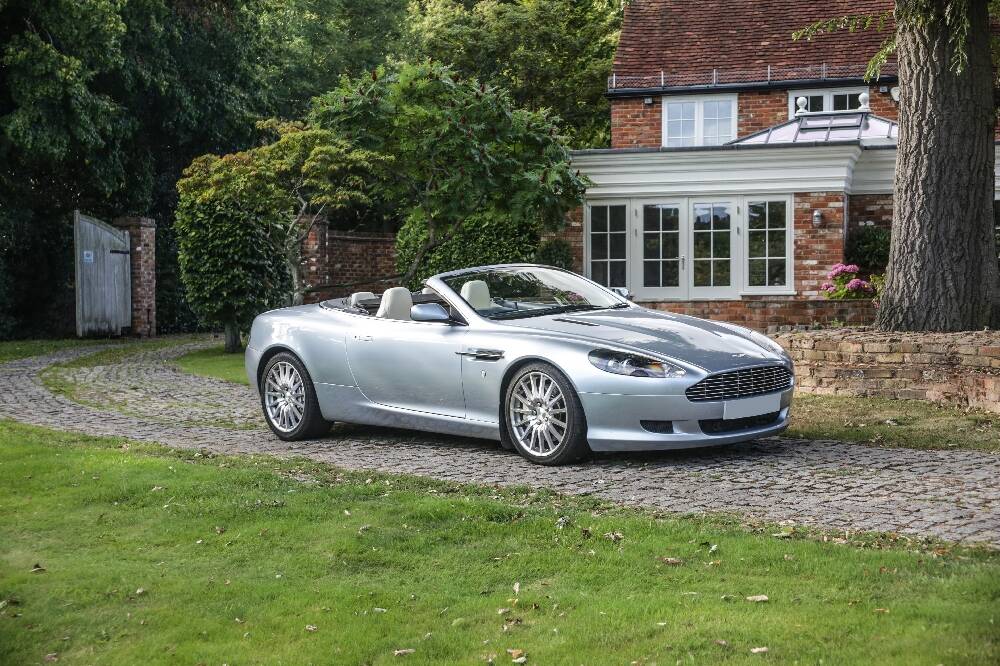 Aston Martin DB 9 Volante 22