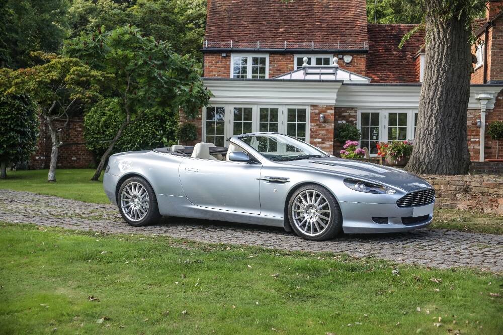 Aston Martin DB 9 Volante 23